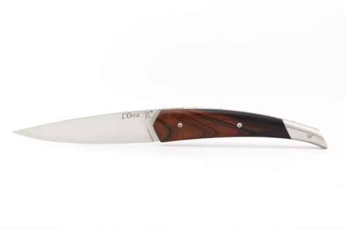 L'Orca Silver ouvert en bois de fer avec mitre arrière en inox – vue de face